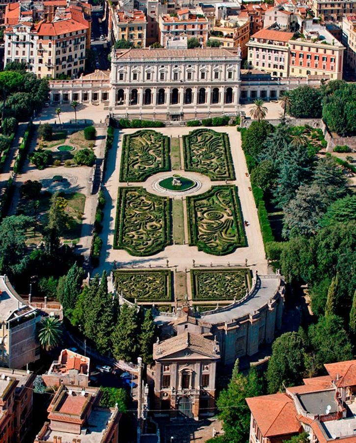 Roma Central Studio Exterior photo