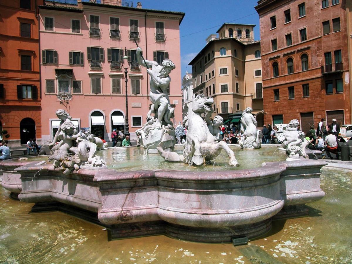 Roma Central Studio Exterior photo